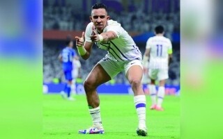 Задержка в товарищеском матче Аль-Айн против Кенитры