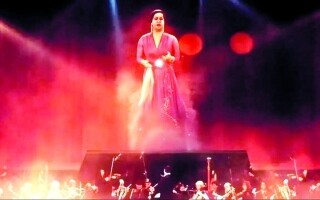 Известная певица Ом Кульсум завораживает аудиторию на фестивале Mawazine в Марокко